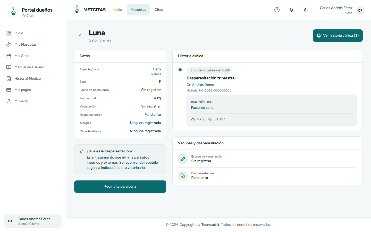 Ficha de una mascota con datos, estado de vacunación, desparasitación e historia clínica