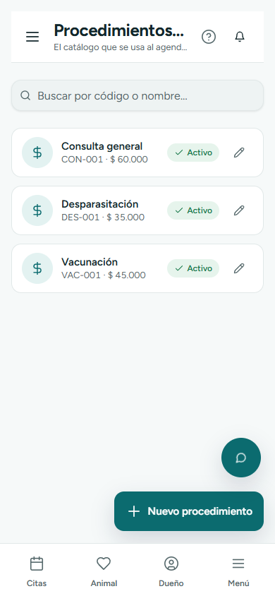 Catálogo de procedimientos con código, nombre, precio y estado (en el teléfono)